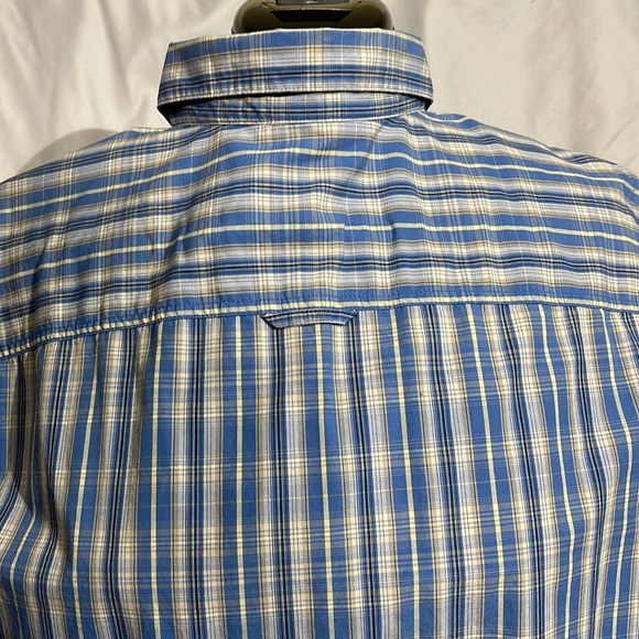 Columbia Button Up - Picture 3 of 3